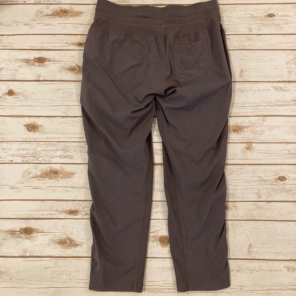 Lululemon Street To Studio Pant II *Unlined 28" Solar Gray Dance Pants Size 12 - Picture 8 of 13